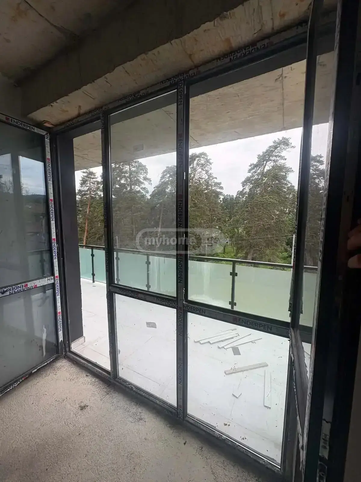 3 Room Apartment For Sale view 4