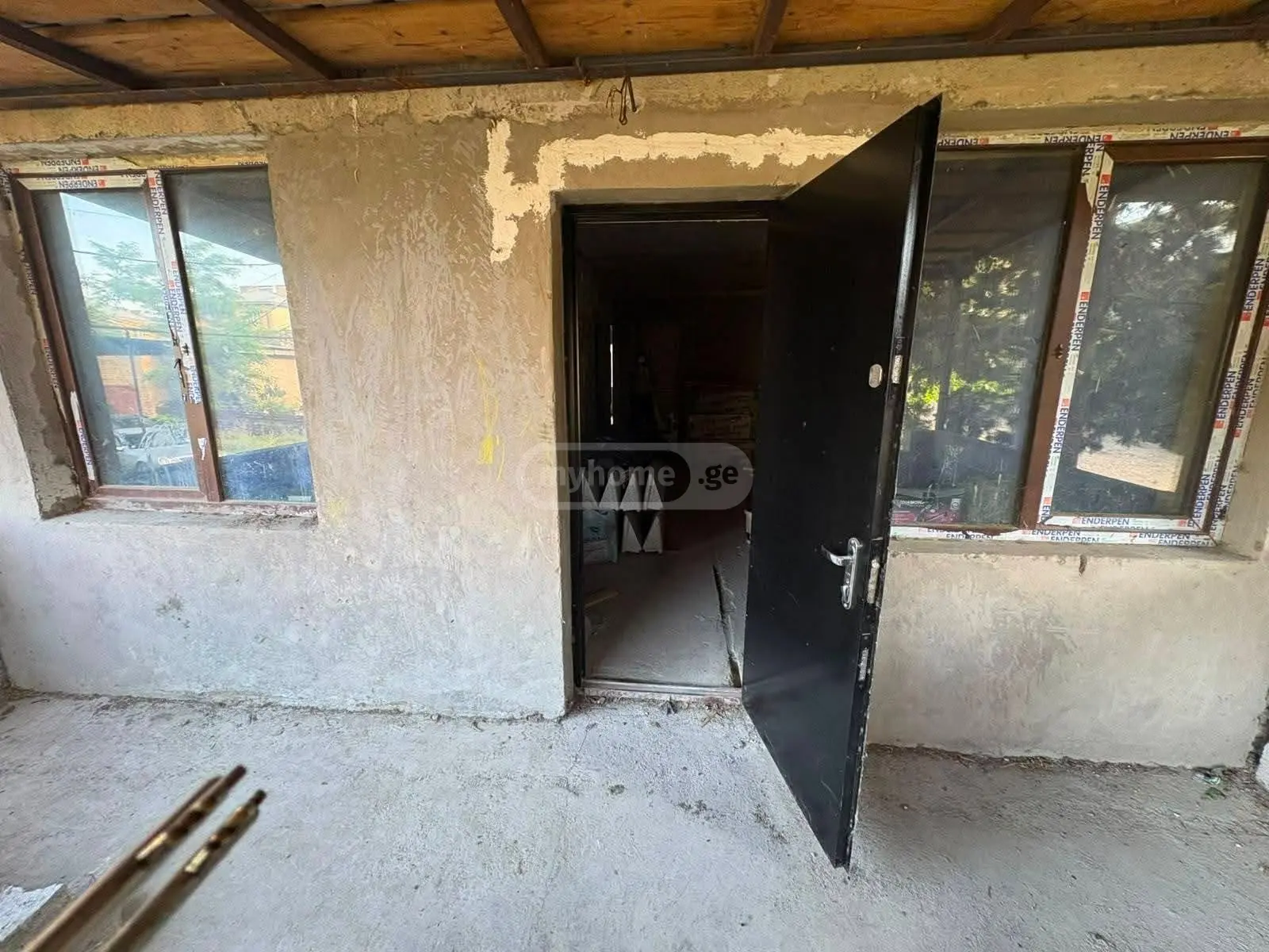 4 Room Apartment For Sale view 2