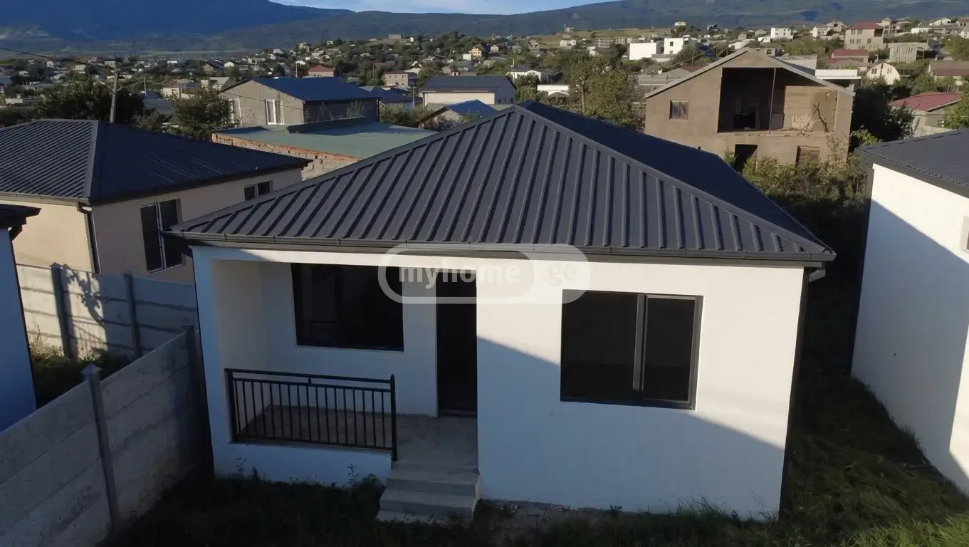 3 Room Private House For Sale view 12