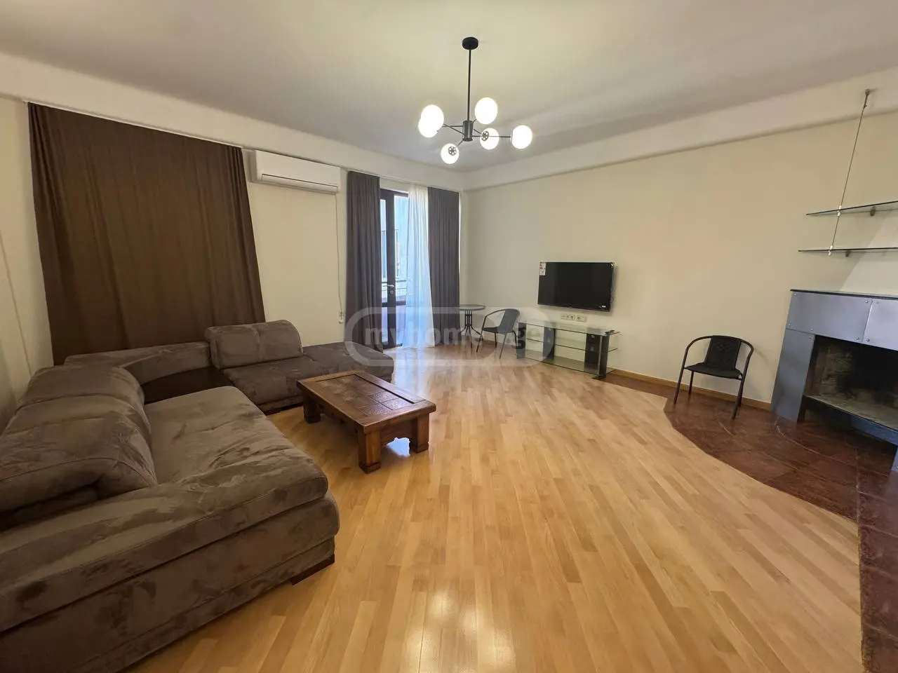 4 Room Apartment For Rent In Tbilisi view 1