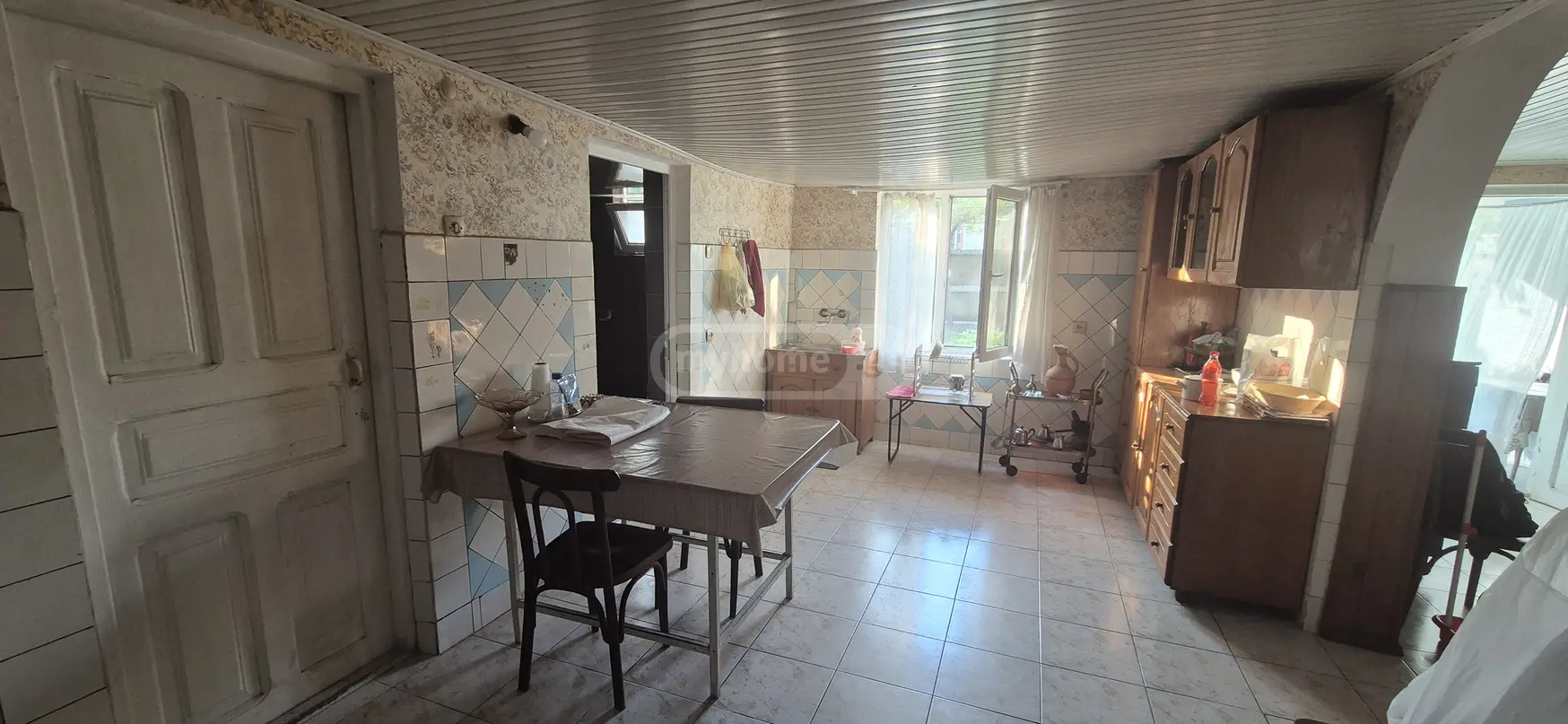 8 Room Private House For Sale view 10