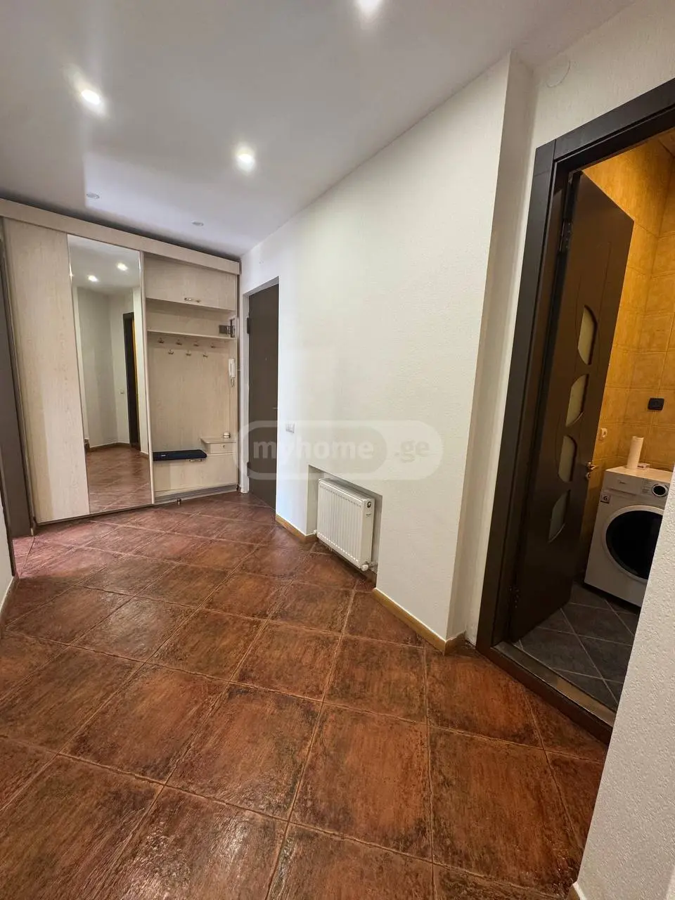 4 Room Apartment For Rent In Tbilisi view 11