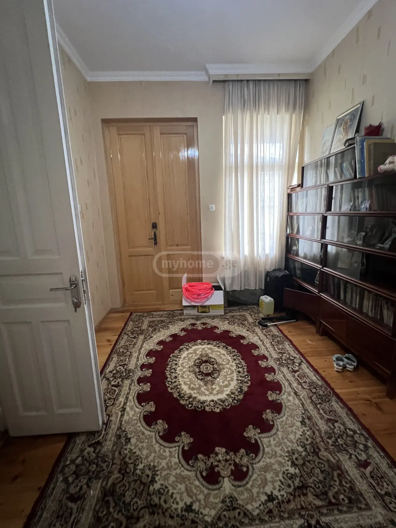 10+ Room Private House For Sale In Tskaltubo view 2