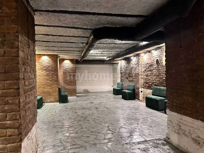 Universal Commercial Area For Sale In Sololaki view 2