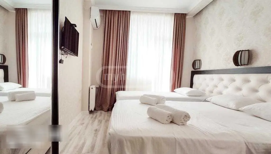 5 Room Hotel Daily Rent In Vera view 1