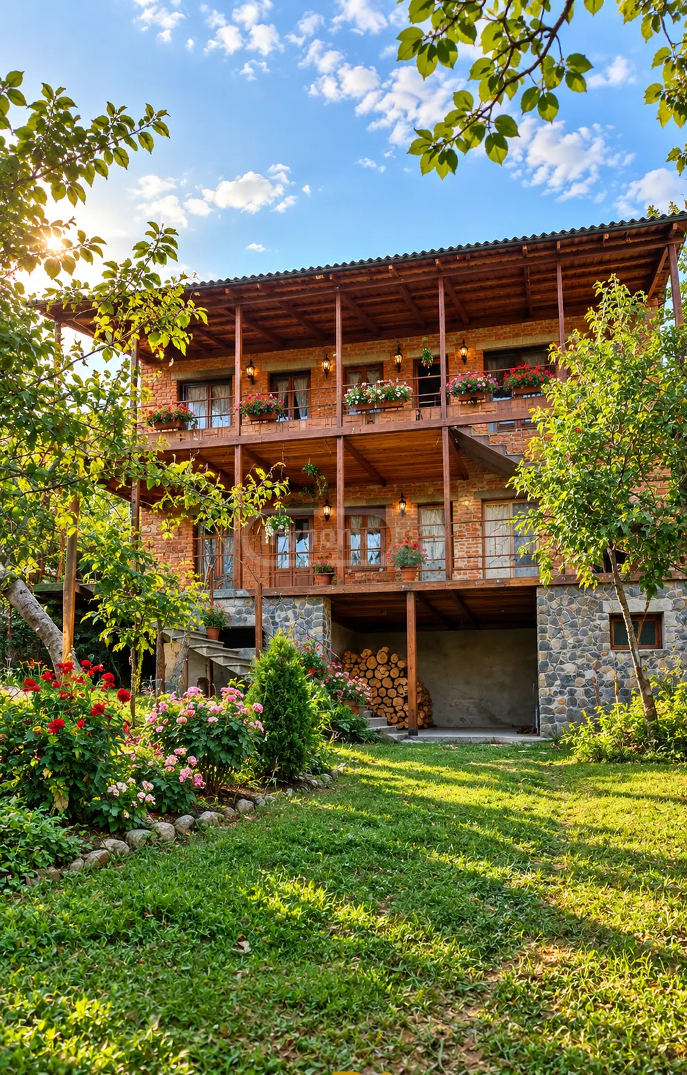 10+ Room Apartment For Sale In Signagi view 2