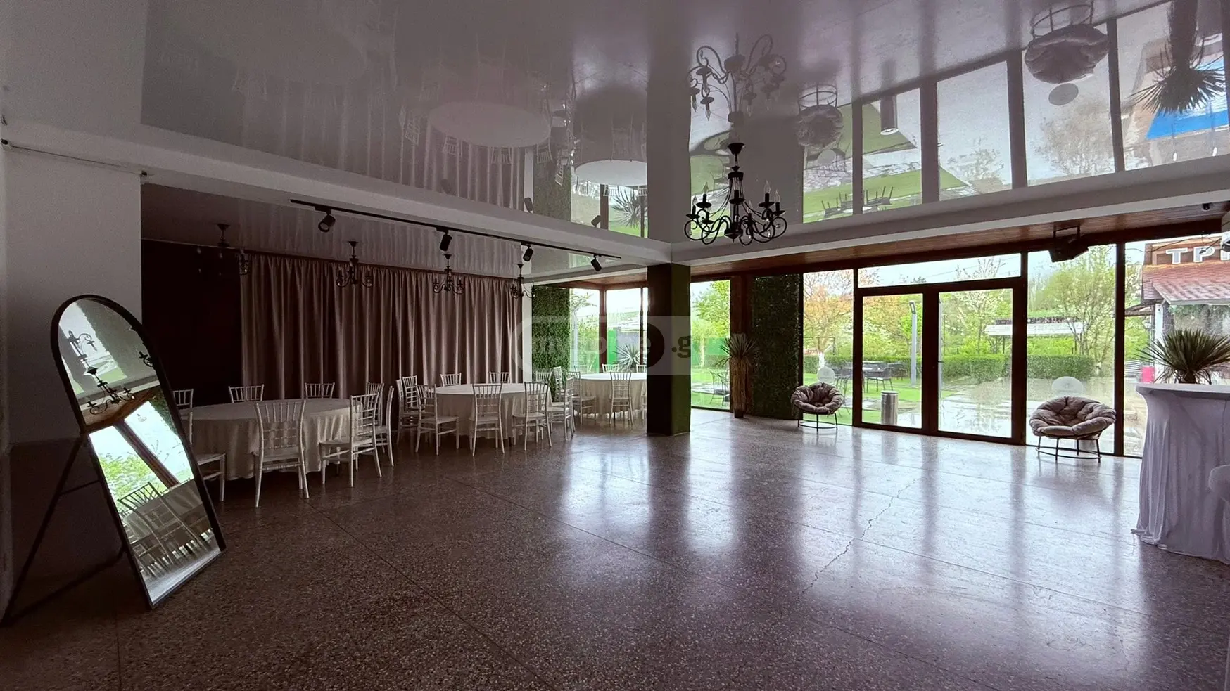 4 Room Private House Daily Rent In Mtatsminda view 5