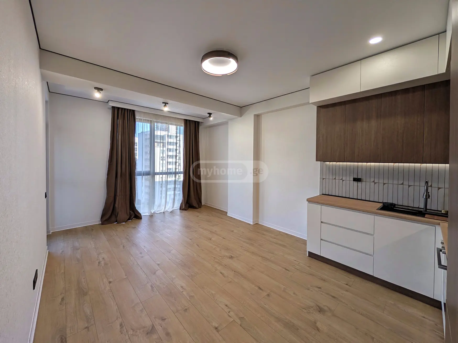 3 Room Apartment For Sale view 4