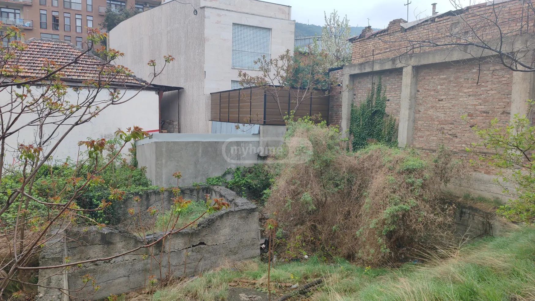 Non-Agricultural Plot For Sale In Vake view 3