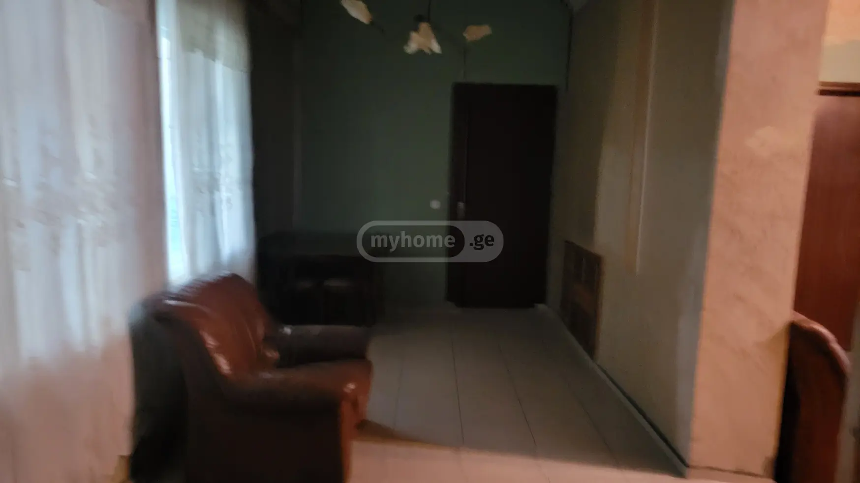 8 Room Private House For Sale view 9