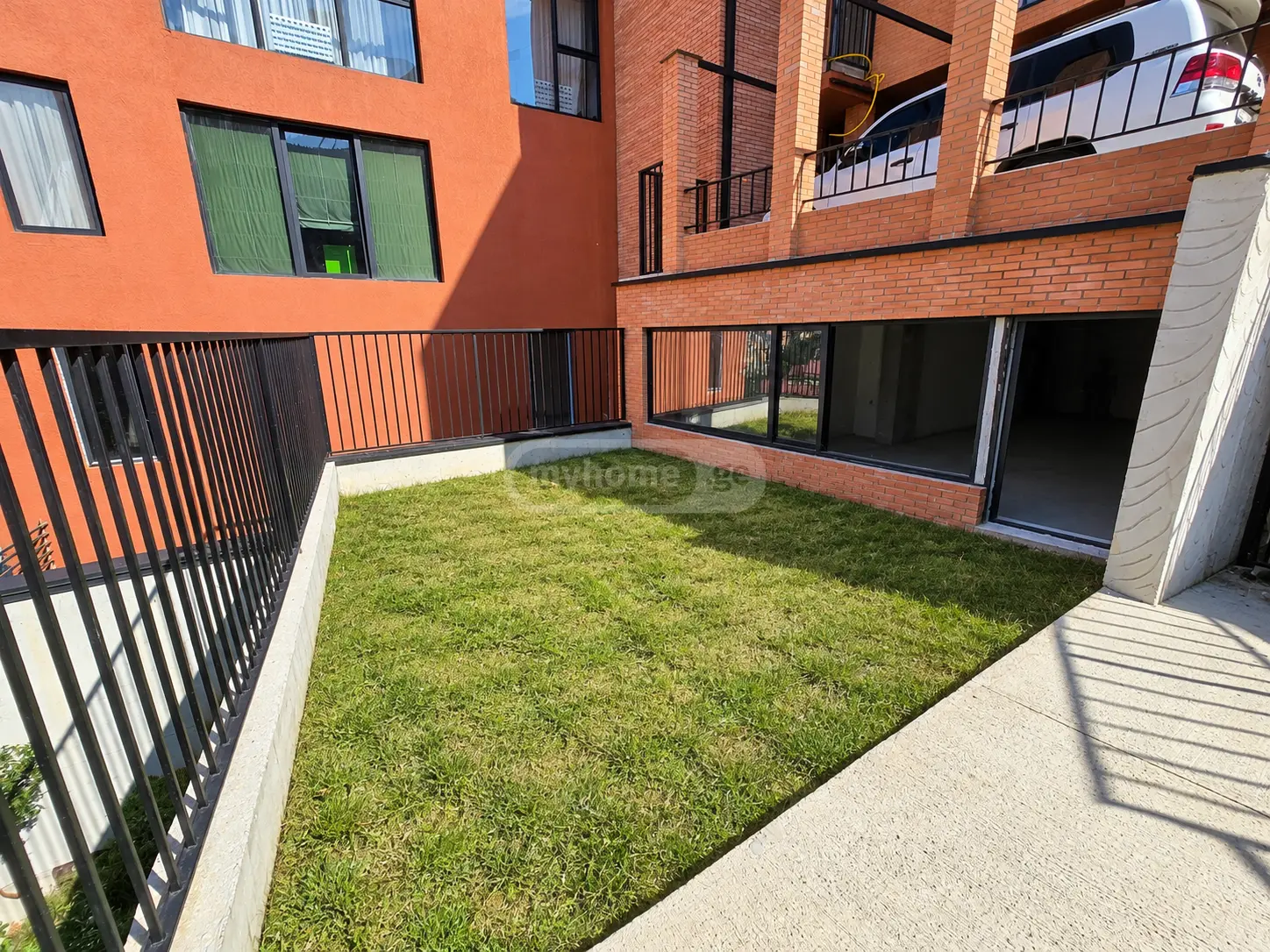 3 Room Apartment For Sale view 1