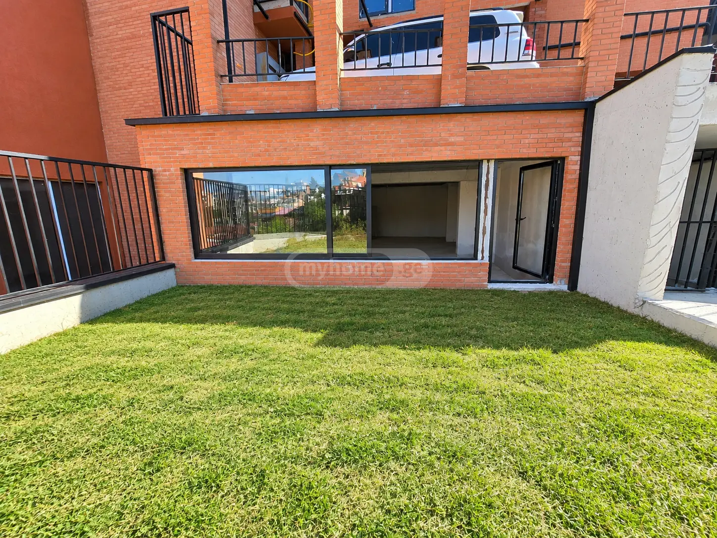 3 Room Apartment For Sale view 2