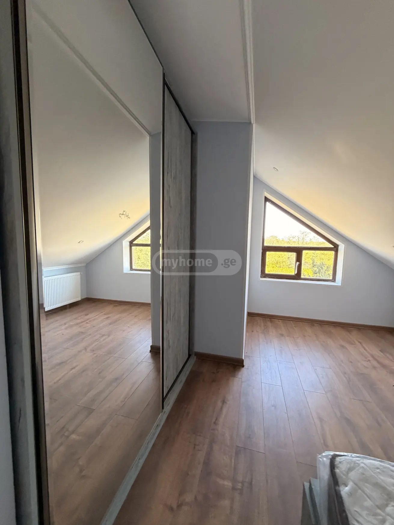 6 Room Private House For Sale view 5