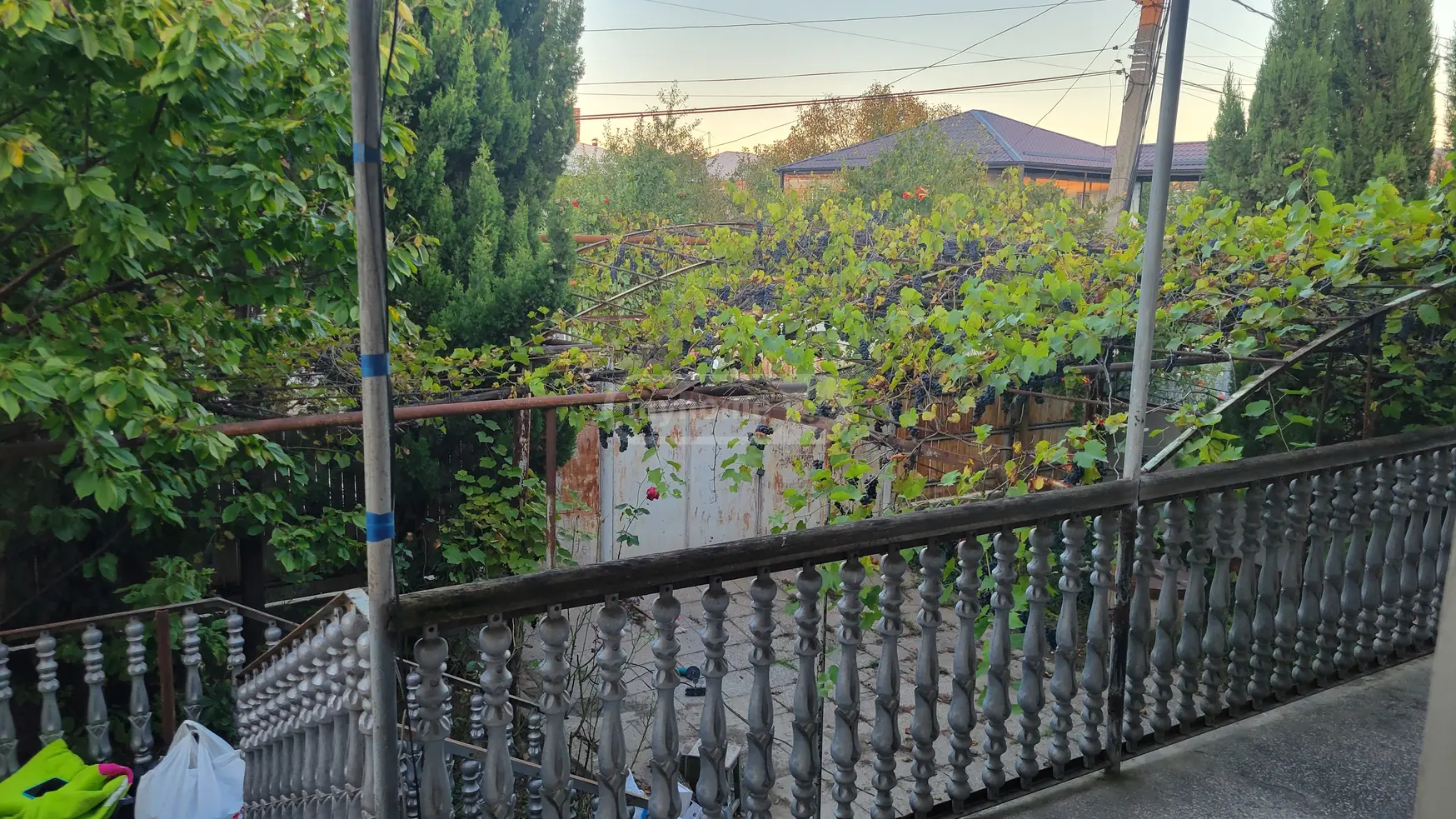 8 Room Private House For Sale view 10