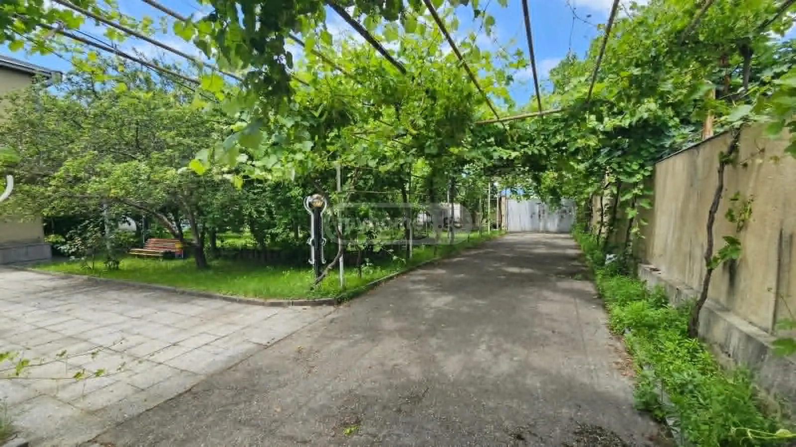 10+ Room Country House For Sale In Saguramo, In Mtskheta Municipality view 3