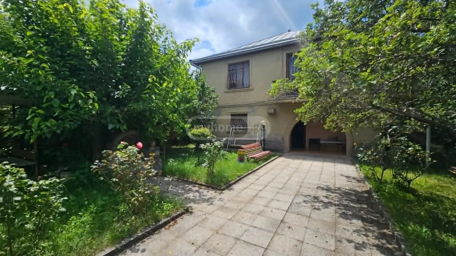 10+ Room Country House For Sale In Saguramo, In Mtskheta Municipality view 1