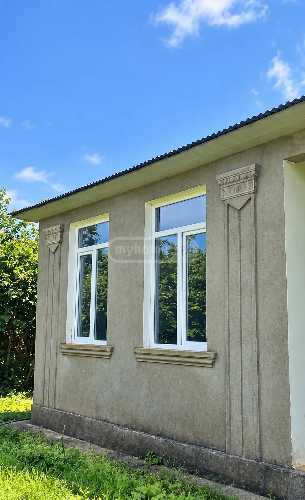 4 Room Private House For Sale view 2