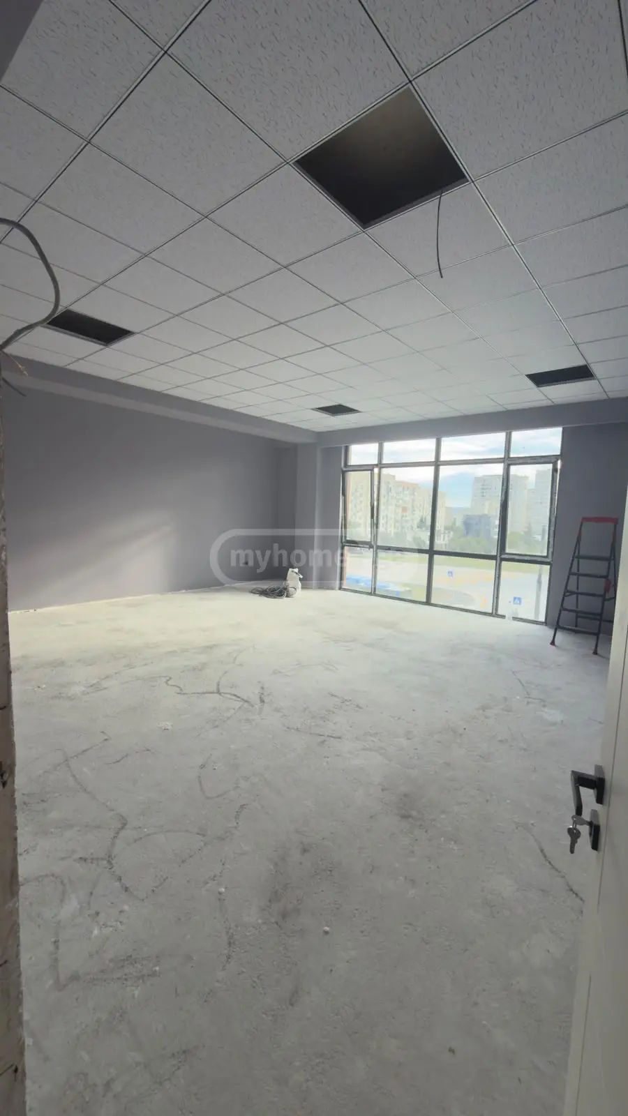 Universal Commercial Area For Rent In Gldani view 3