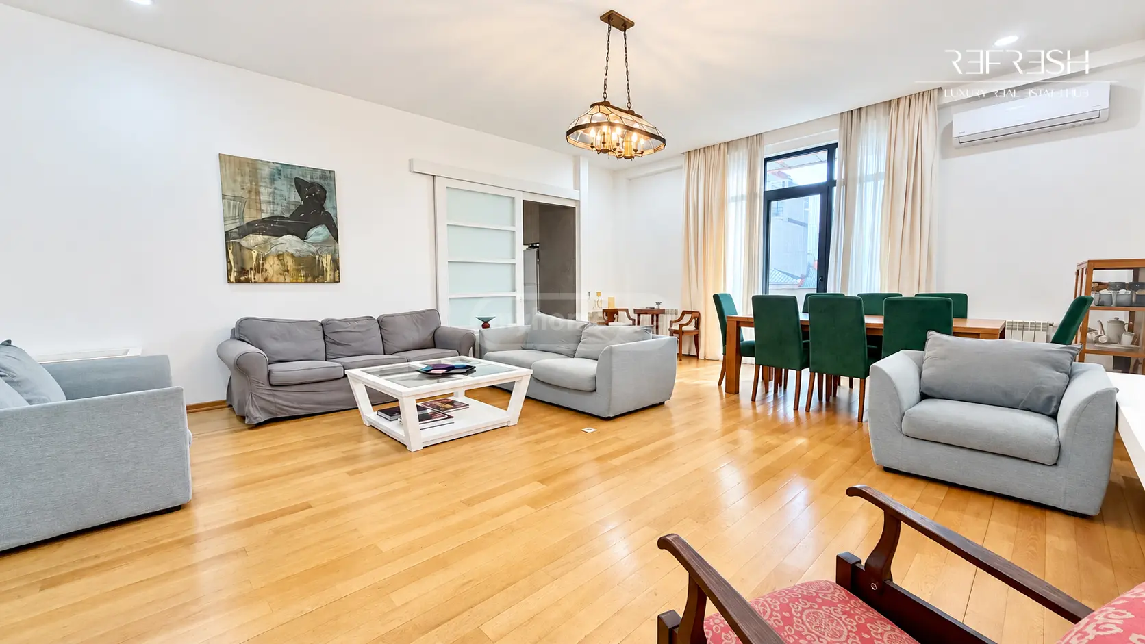 4 Room Apartment For Sale view 2