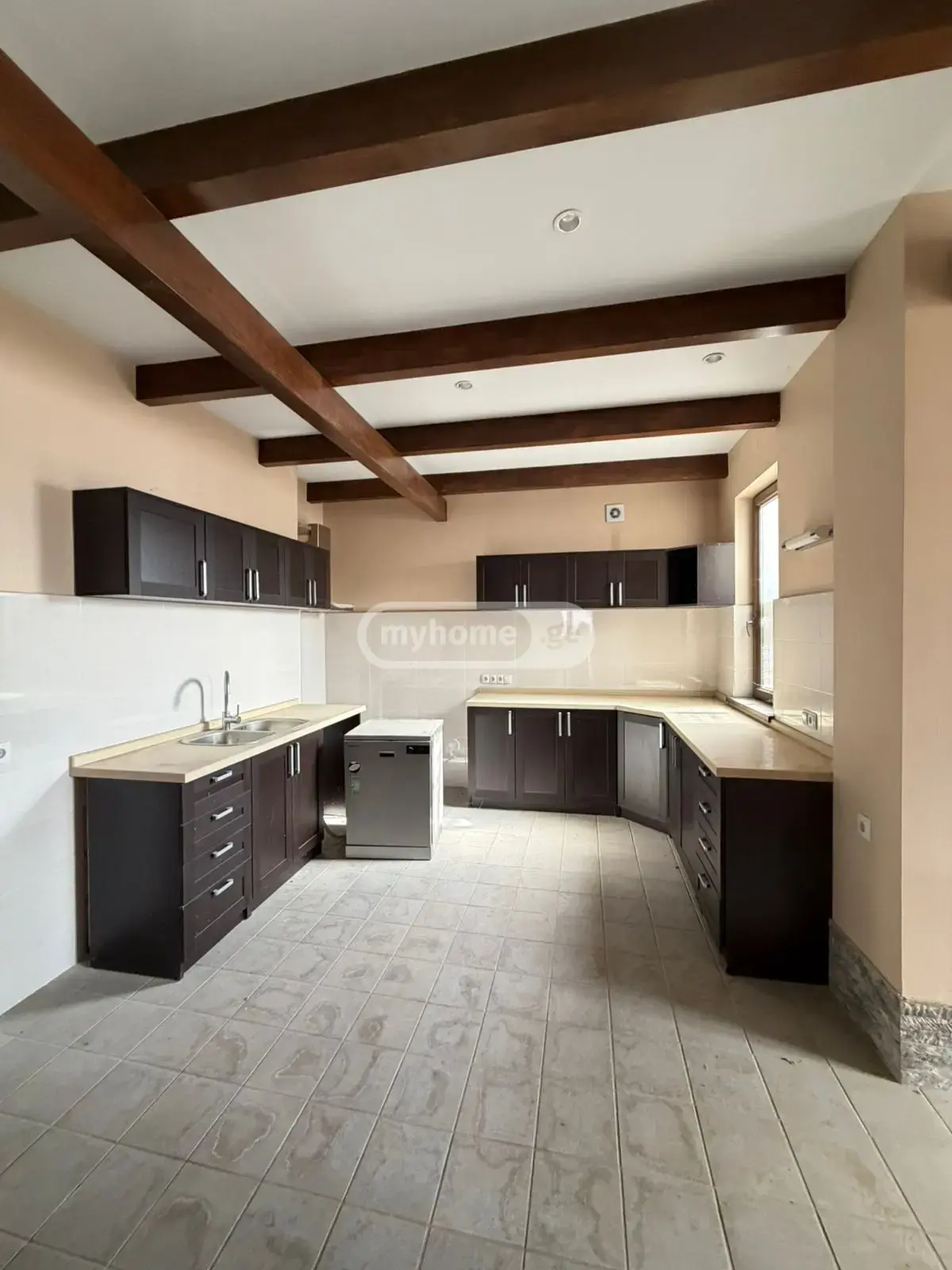 10+ Room Hotel For Sale In Tsitsamuri, In Mtskheta Municipality view 12