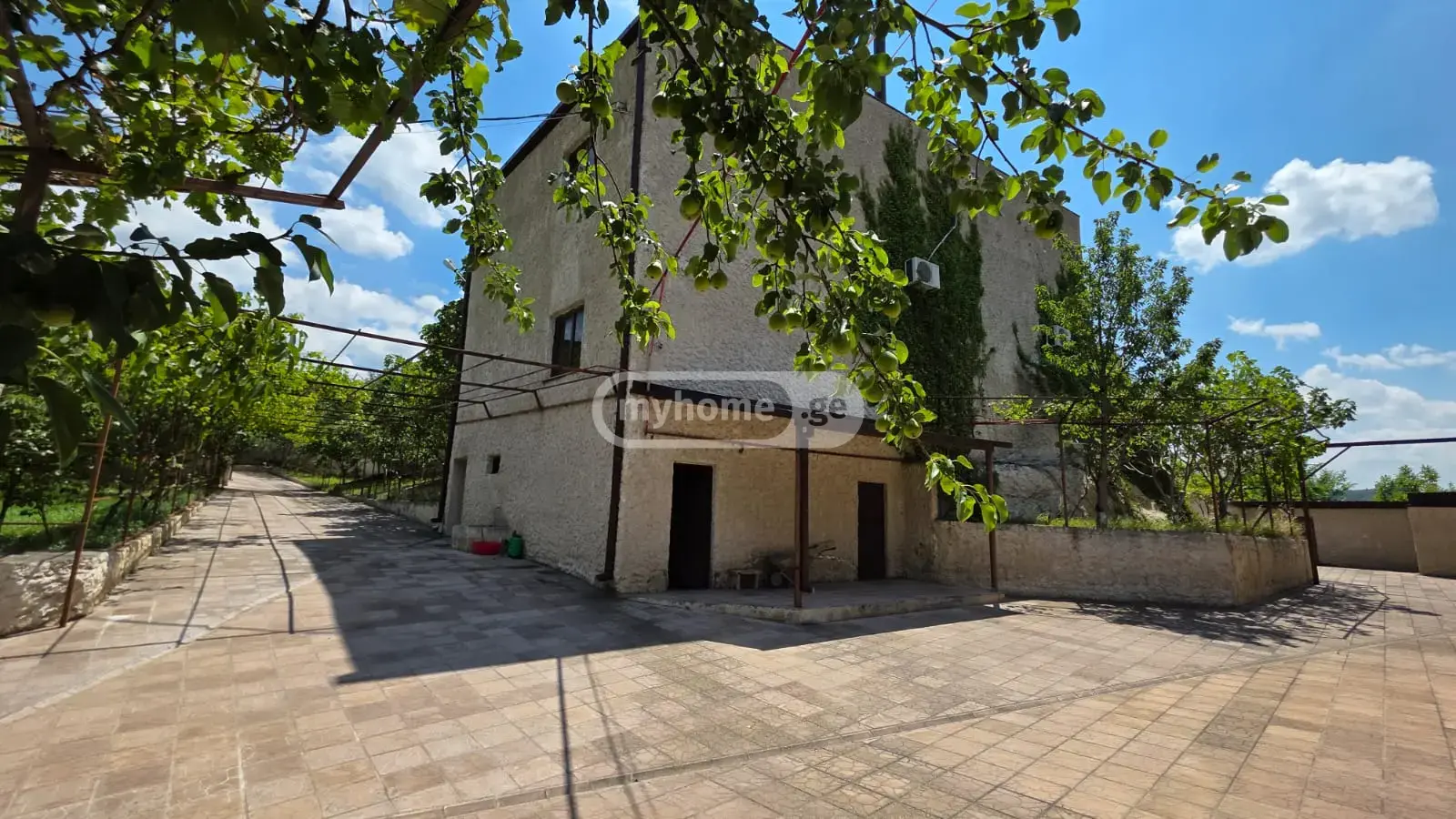 10+ Room Hotel For Sale In Tsitsamuri, In Mtskheta Municipality view 4