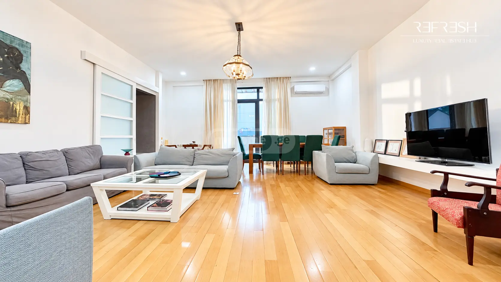 4 Room Apartment For Sale view 1