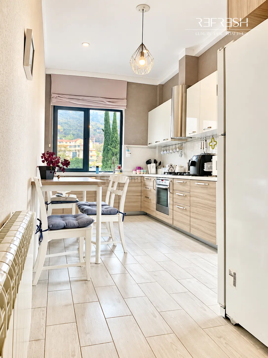 4 Room Apartment For Sale view 6