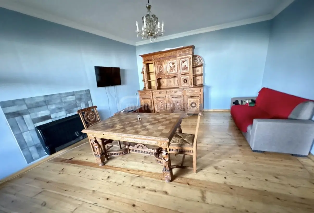 5 Room Private House For Sale view 2