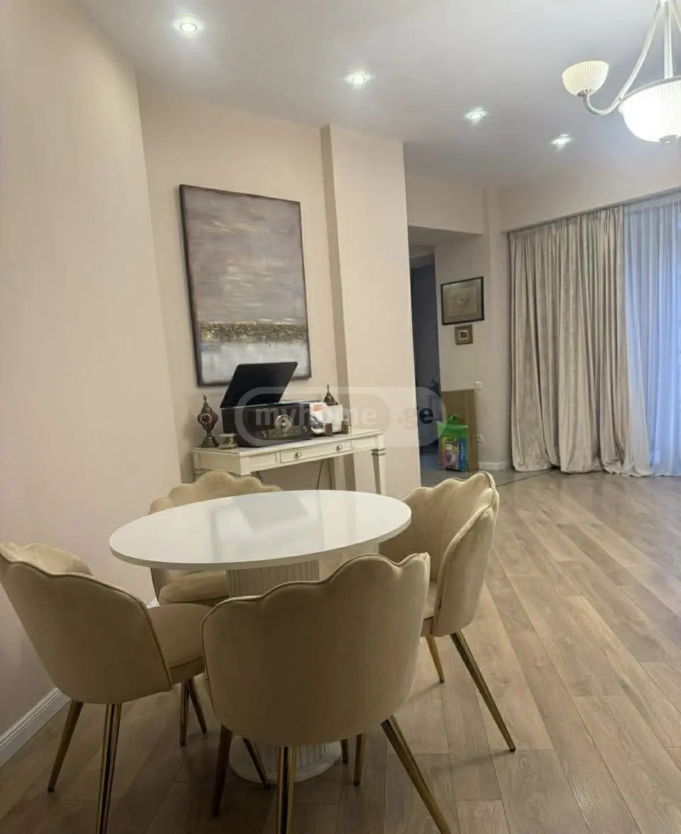 4 Room Apartment For Sale view 6