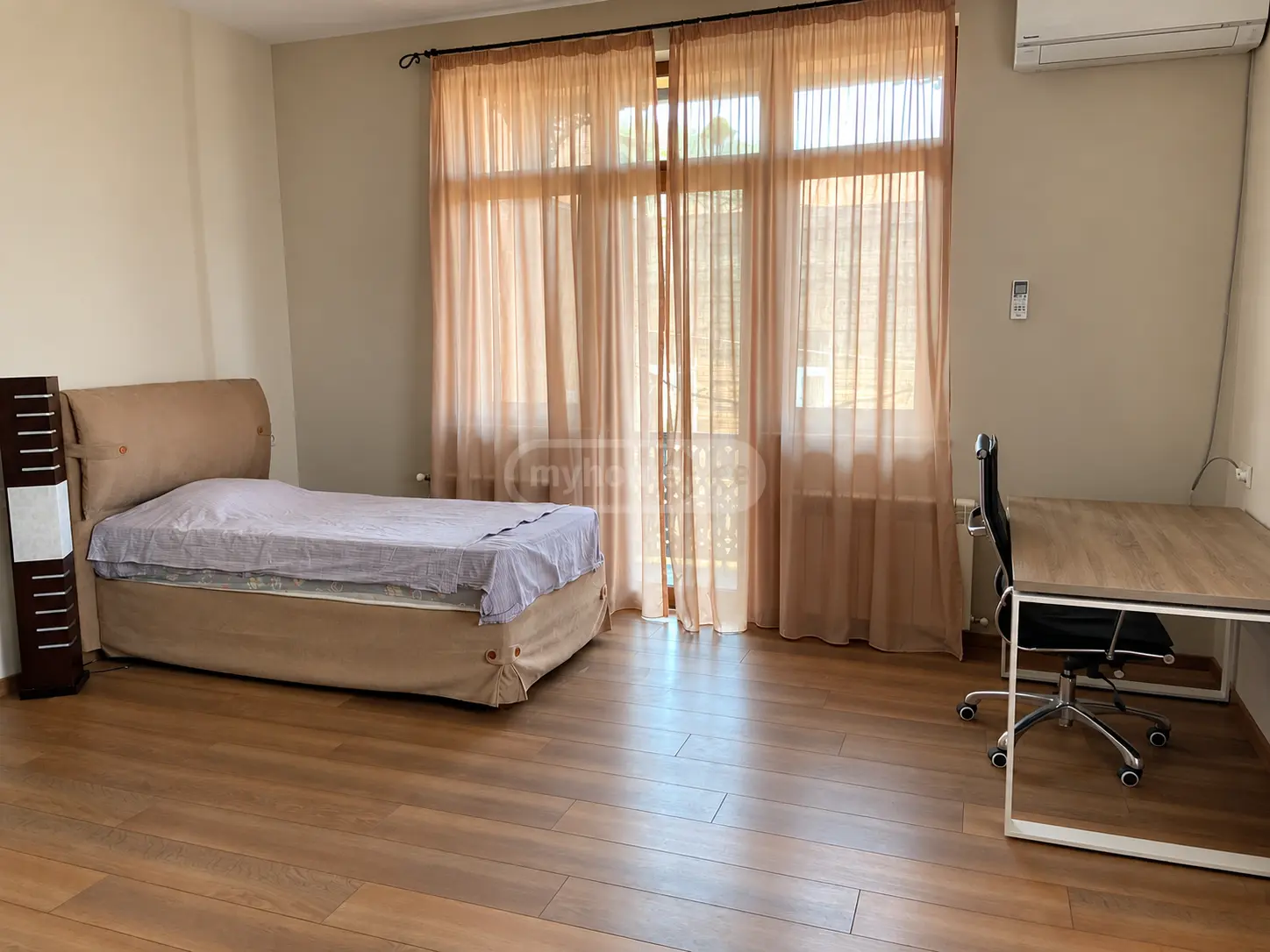 5 Room Private House For Rent In Ortachala view 9