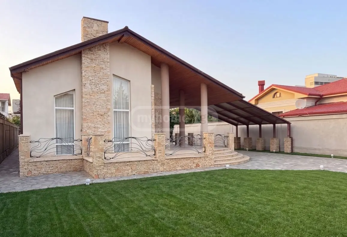 10+ Room Private House For Sale In Digomi view 1