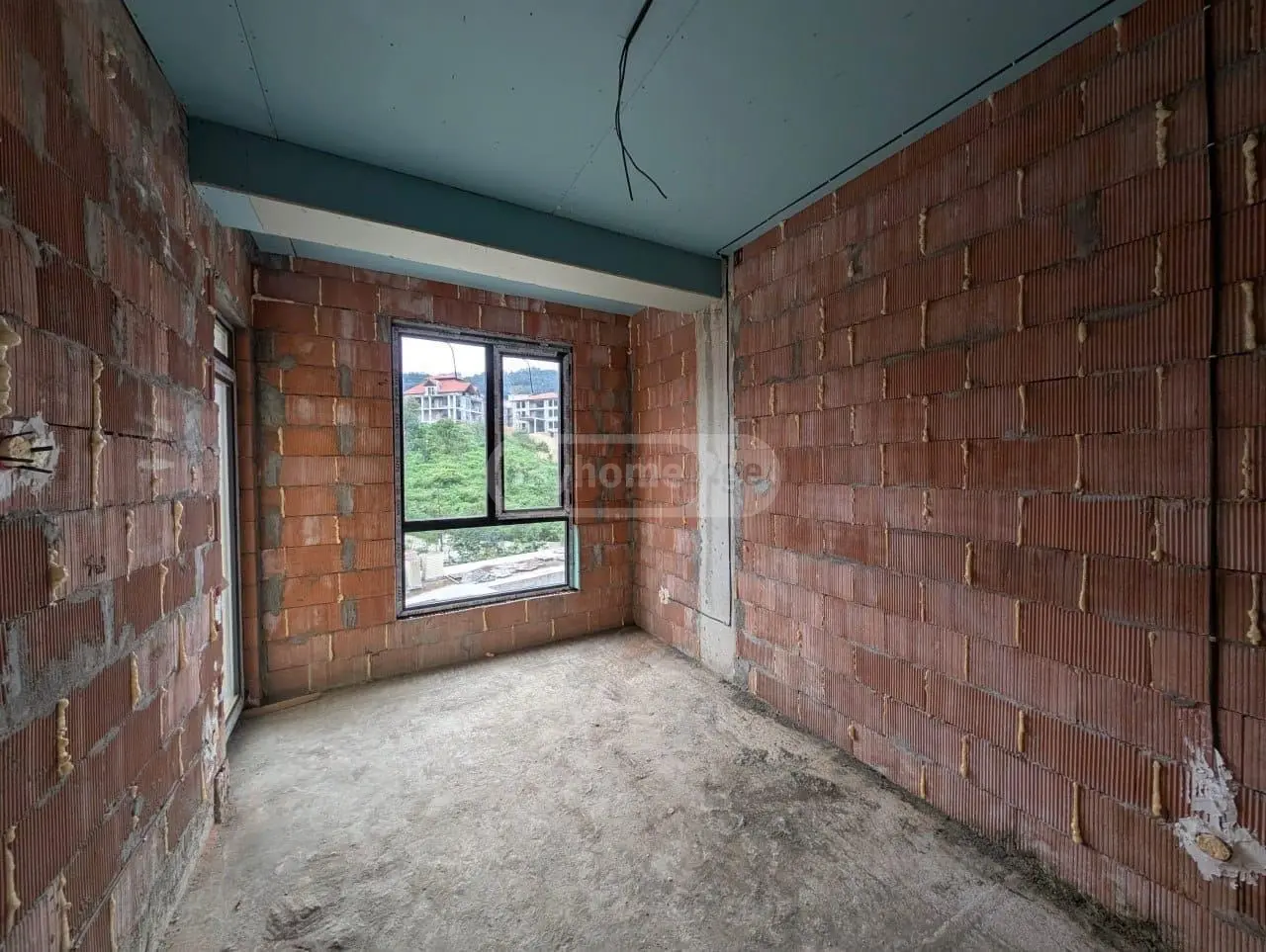 5 Room Private House For Sale view 9