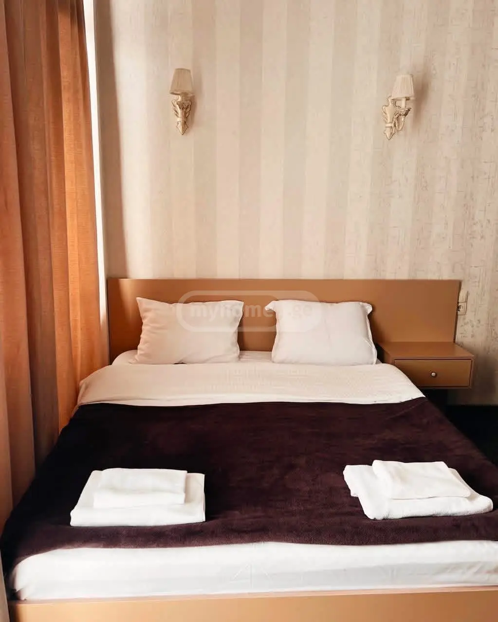 6 Room Hotel For Sale view 5