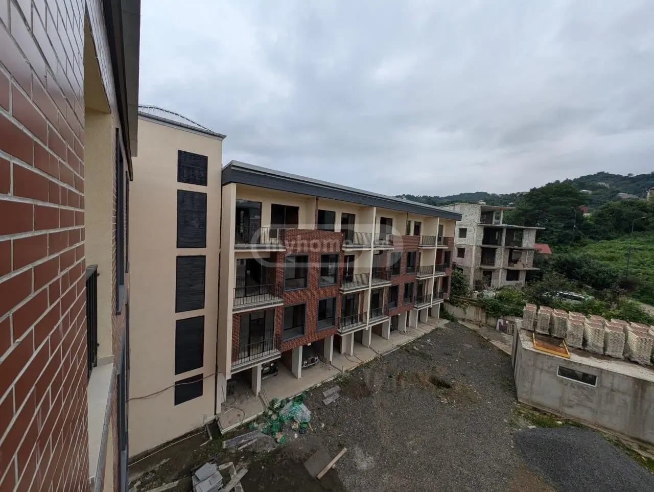 5 Room Private House For Sale view 7