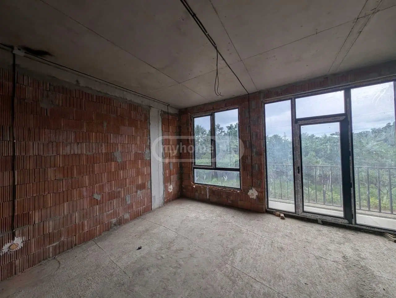 5 Room Private House For Sale view 8
