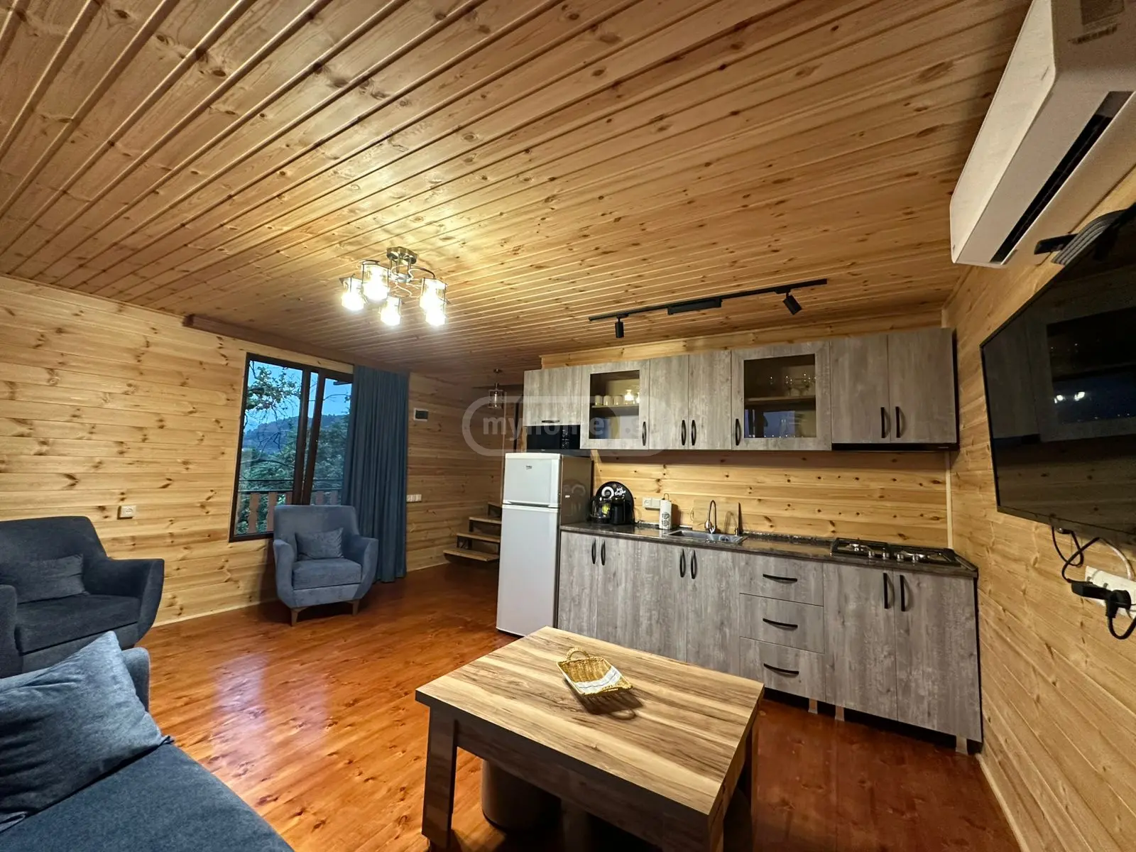 4 Room Private House Daily Rent In Makhinjauri, In Batumi view 5