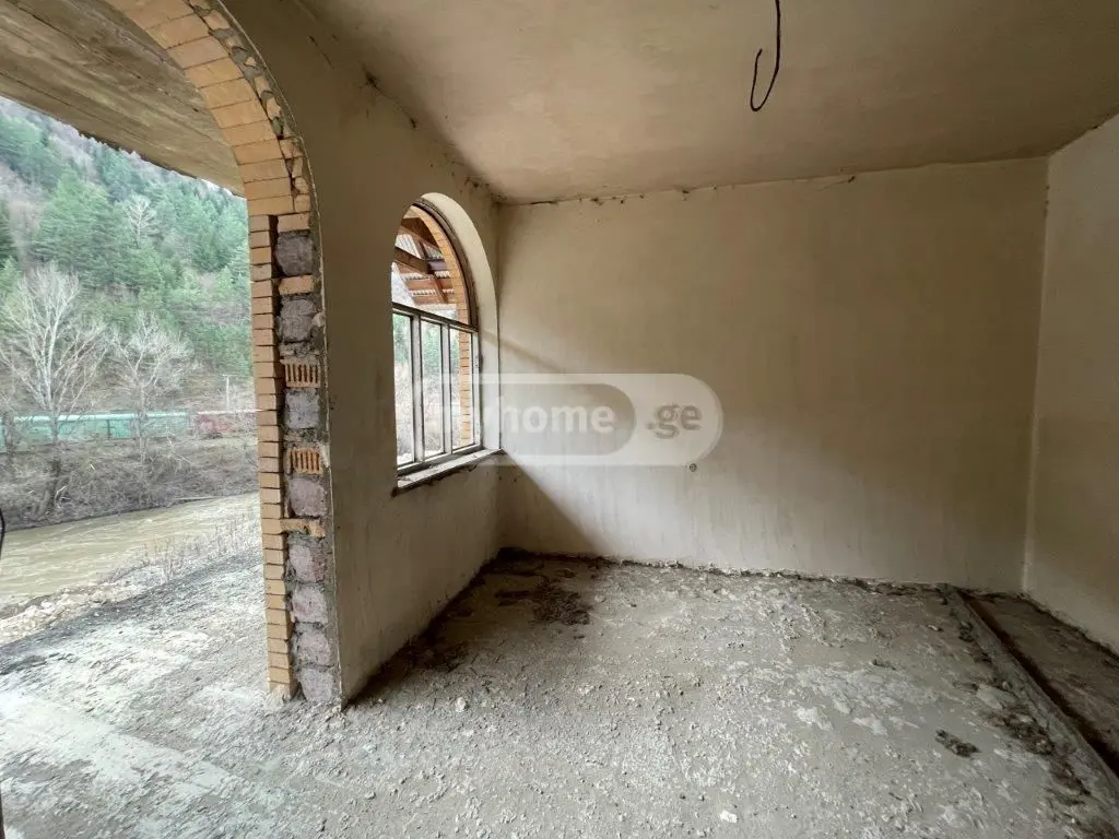 10+ Room Private House For Sale In Borjomi view 7