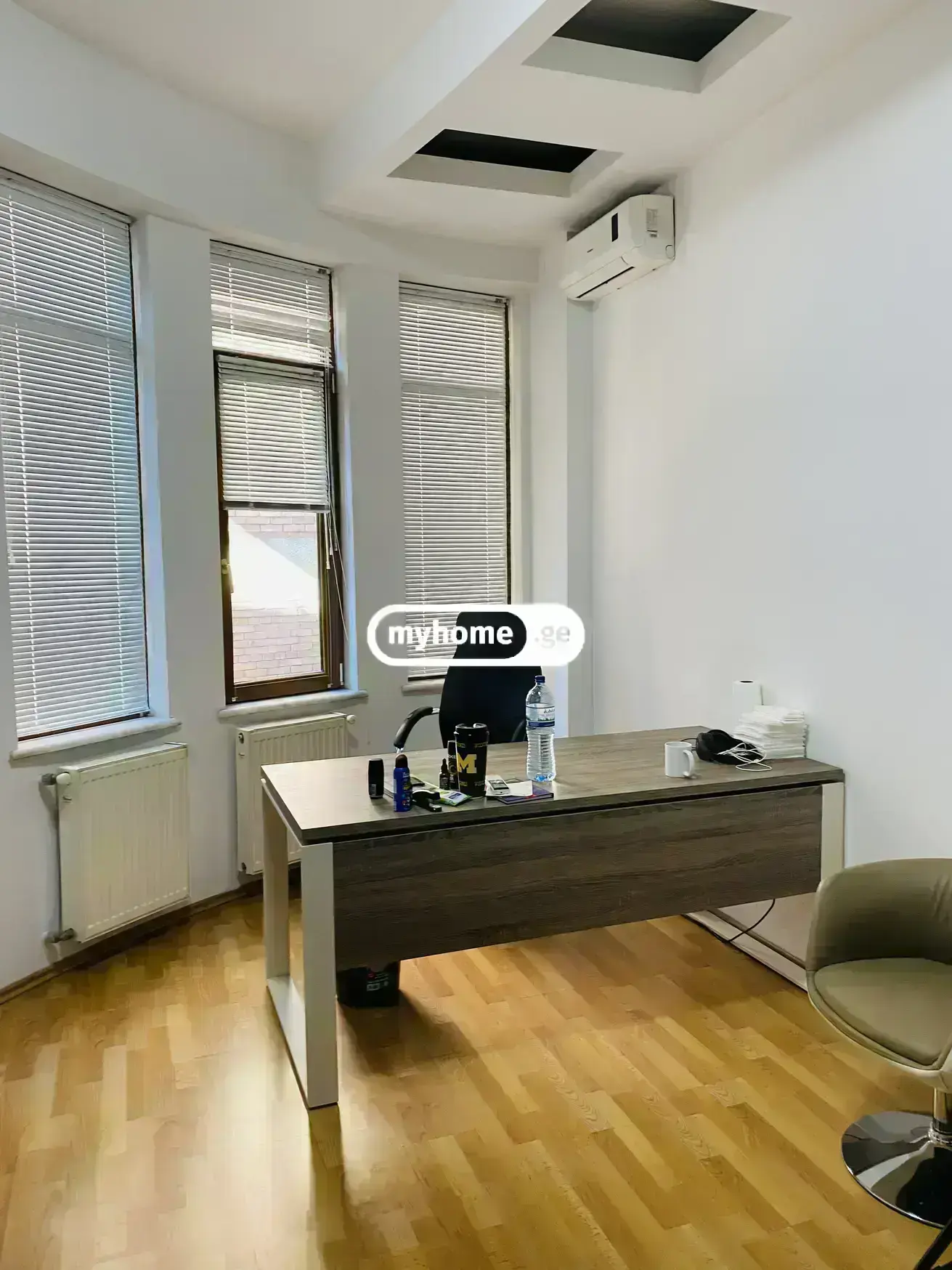 10+ Room Hotel For Rent In Vake view 5