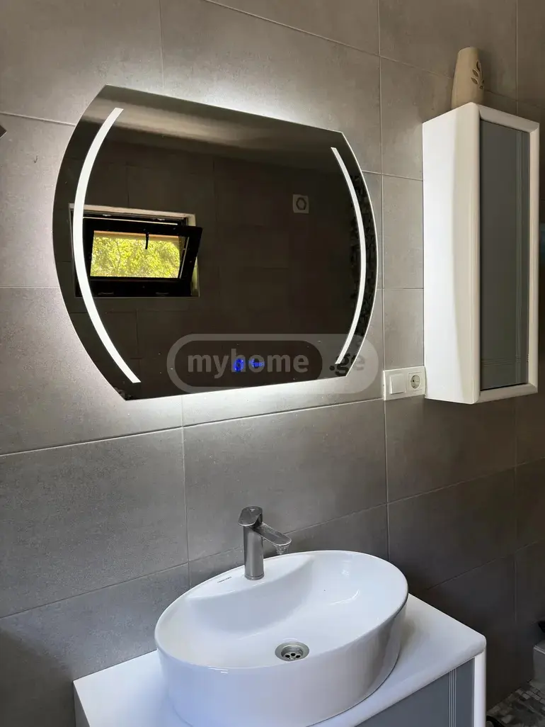 1 Room Private House Daily Rent In Isani view 7