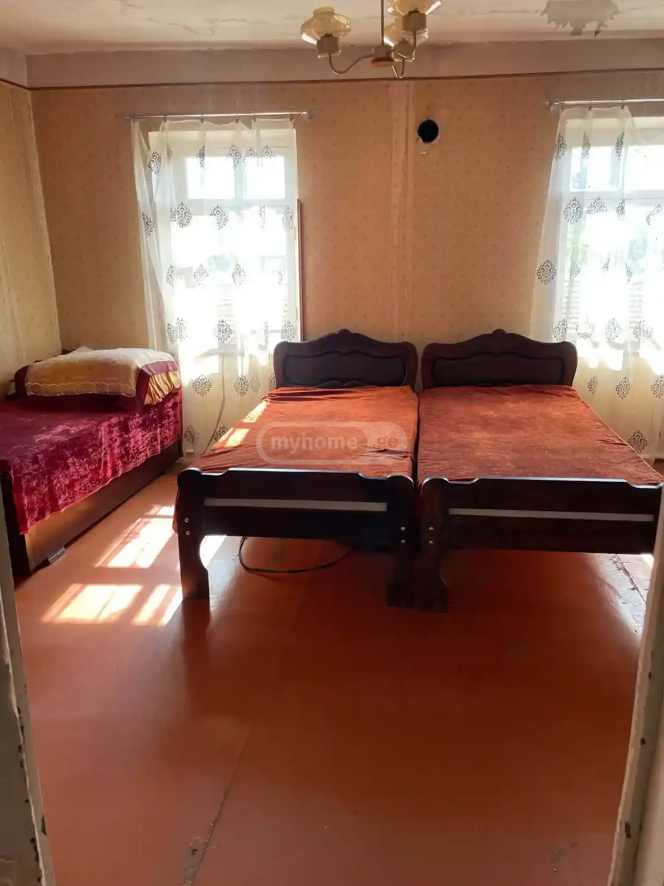 7 Room Private House For Sale view 5