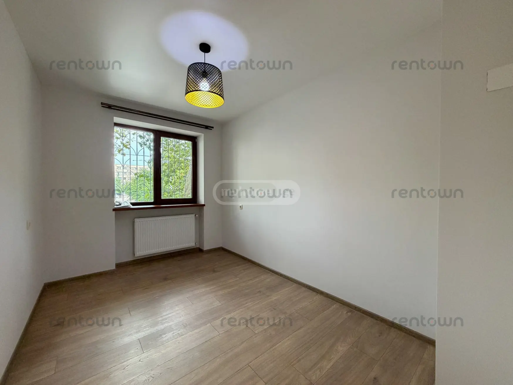 Universal Commercial Area For Rent In Isani view 7