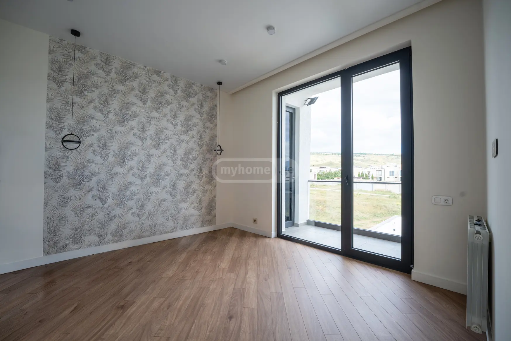 7 Room Private House For Sale view 12