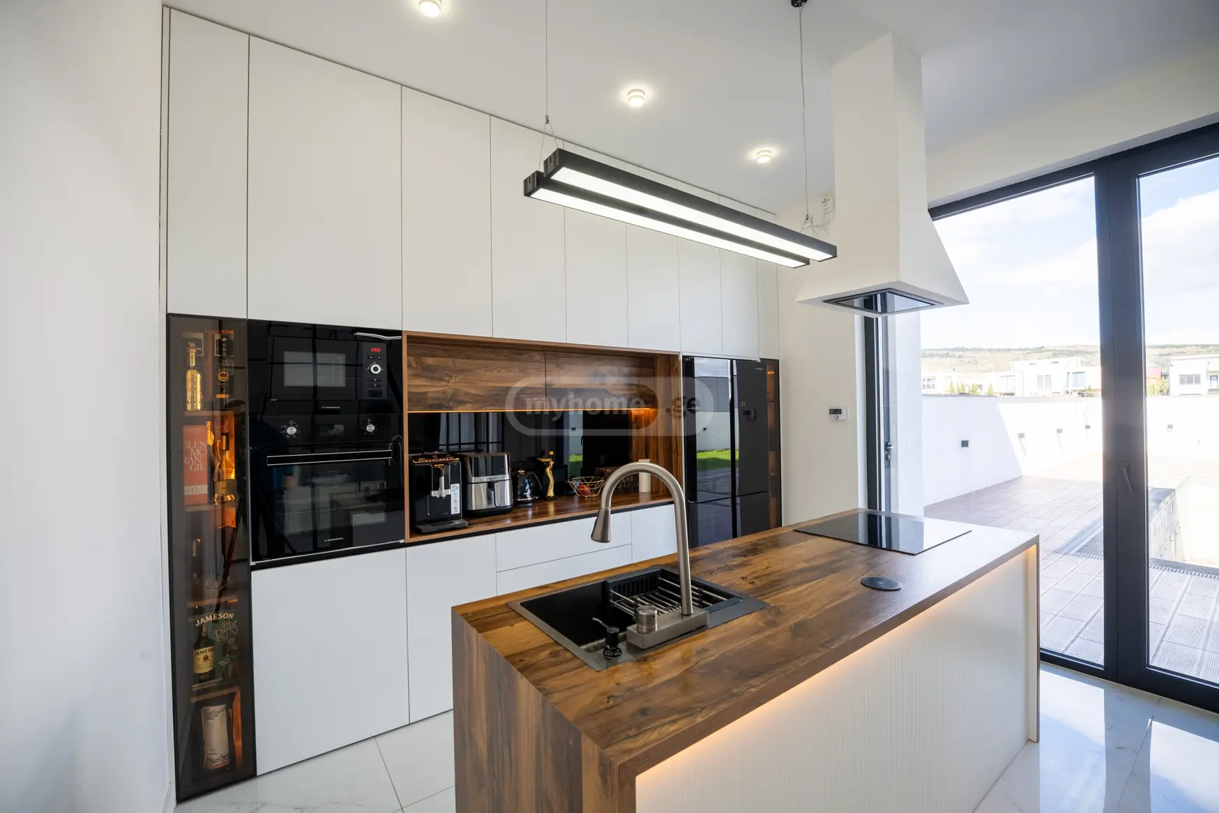 7 Room Private House For Sale view 8
