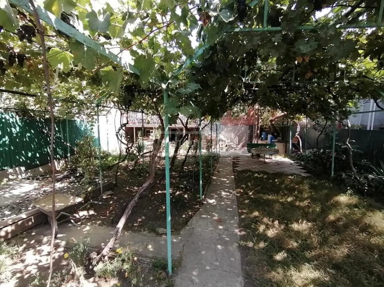 6 Room Private House For Sale view 1