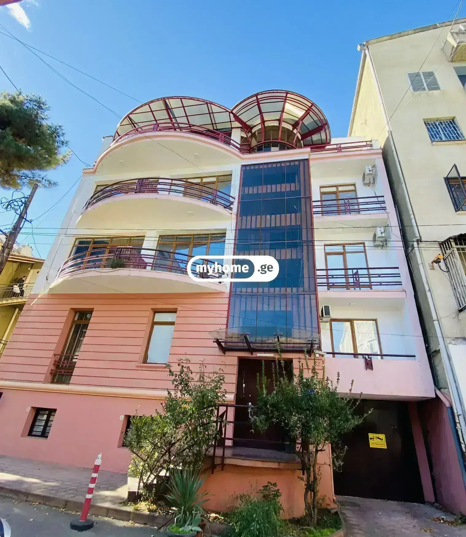 10+ Room Hotel For Rent In Vake view 13