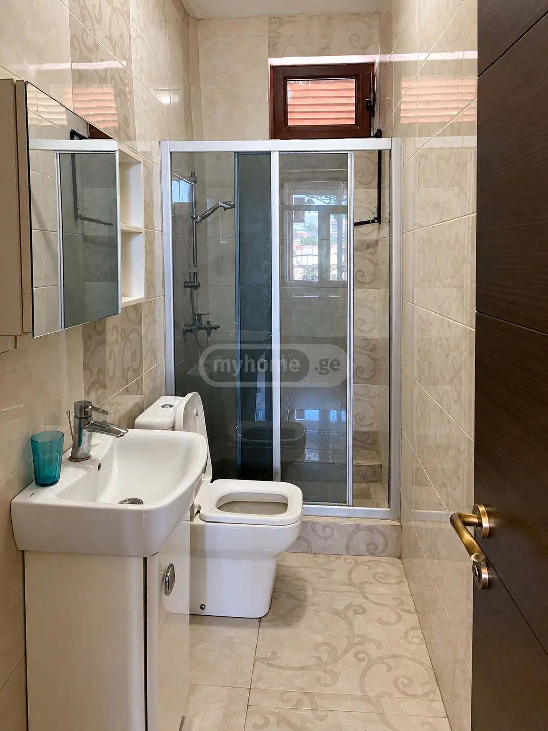 5 Room Private House For Rent In Ortachala view 12