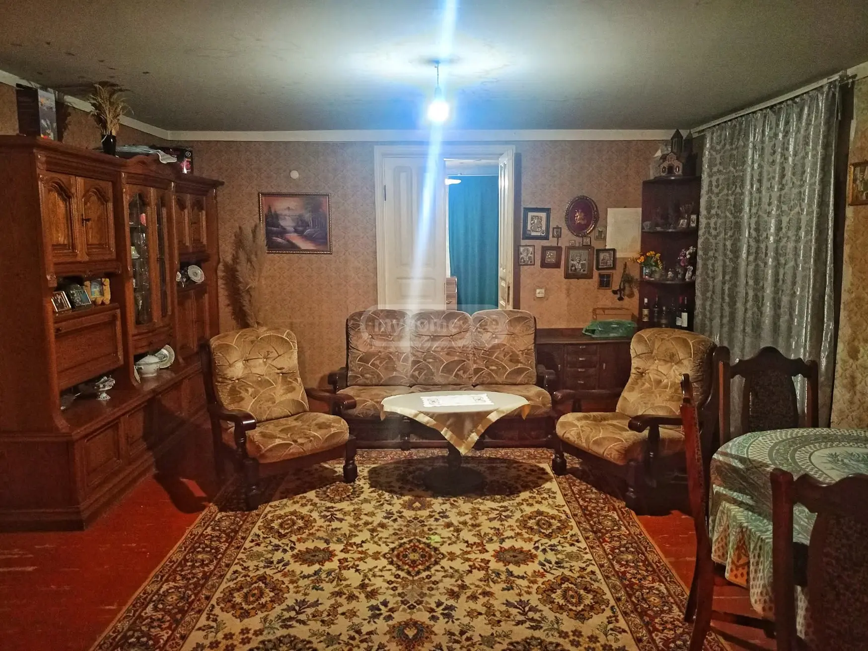 7 Room Private House For Sale view 9