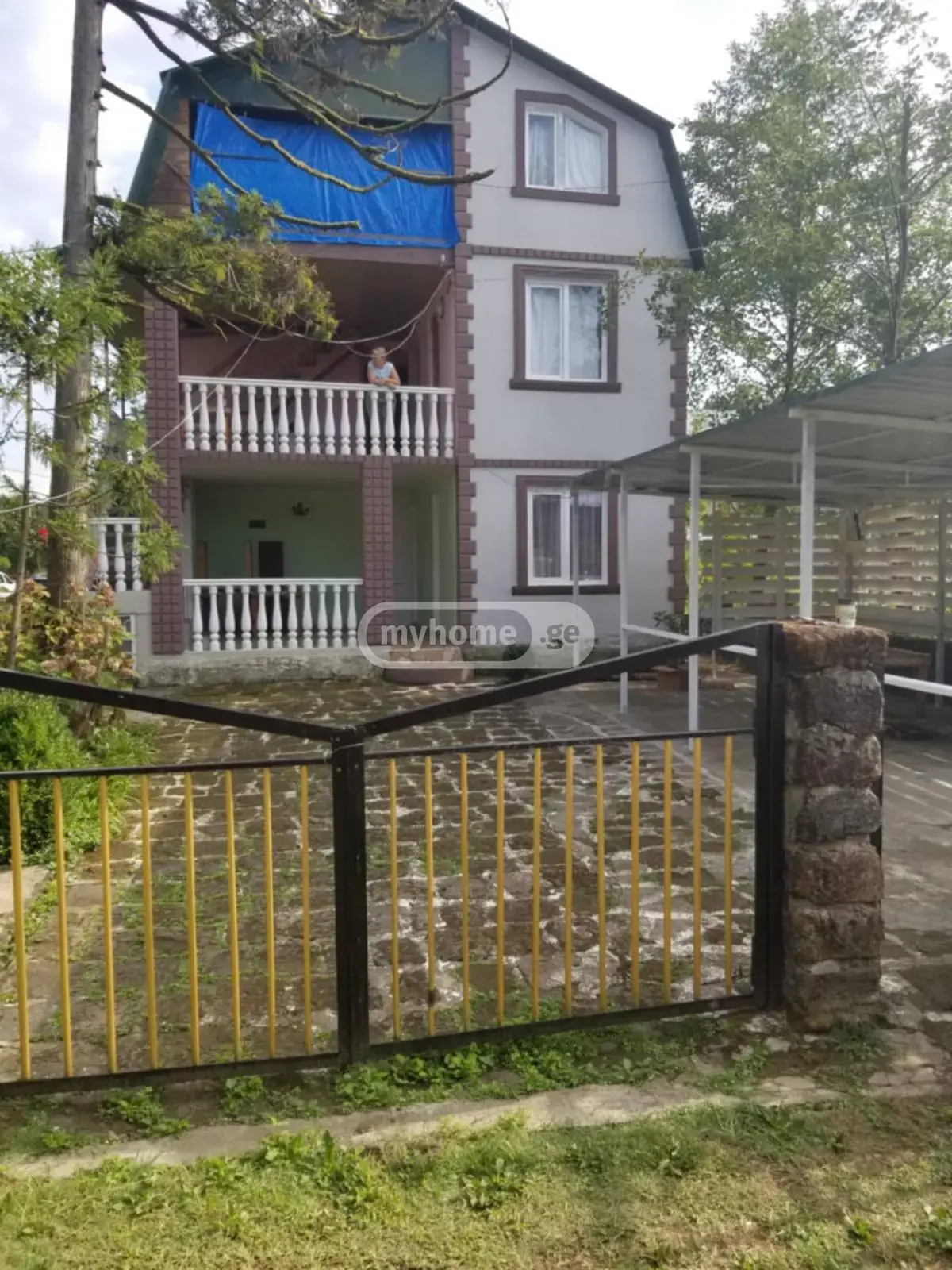 9 Room Hotel For Sale view 1