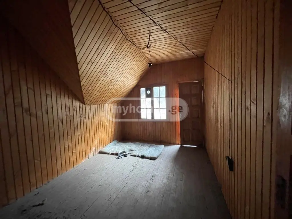 10+ Room Private House For Sale In Borjomi view 2