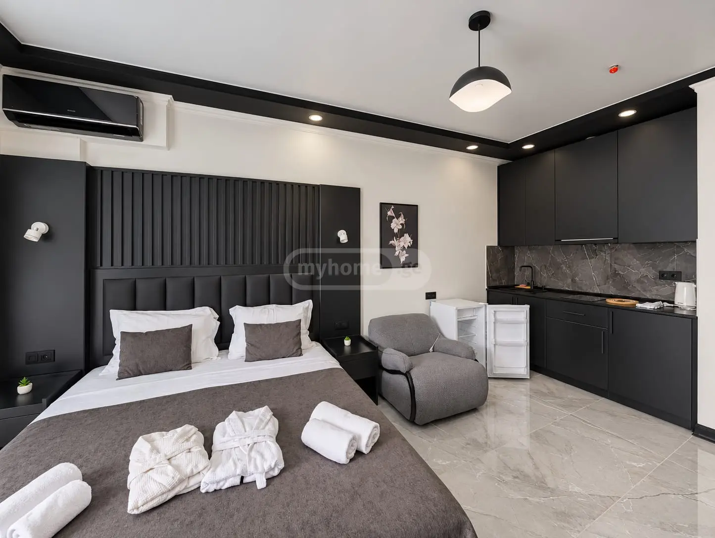 1 Room Apartment For Sale view 3